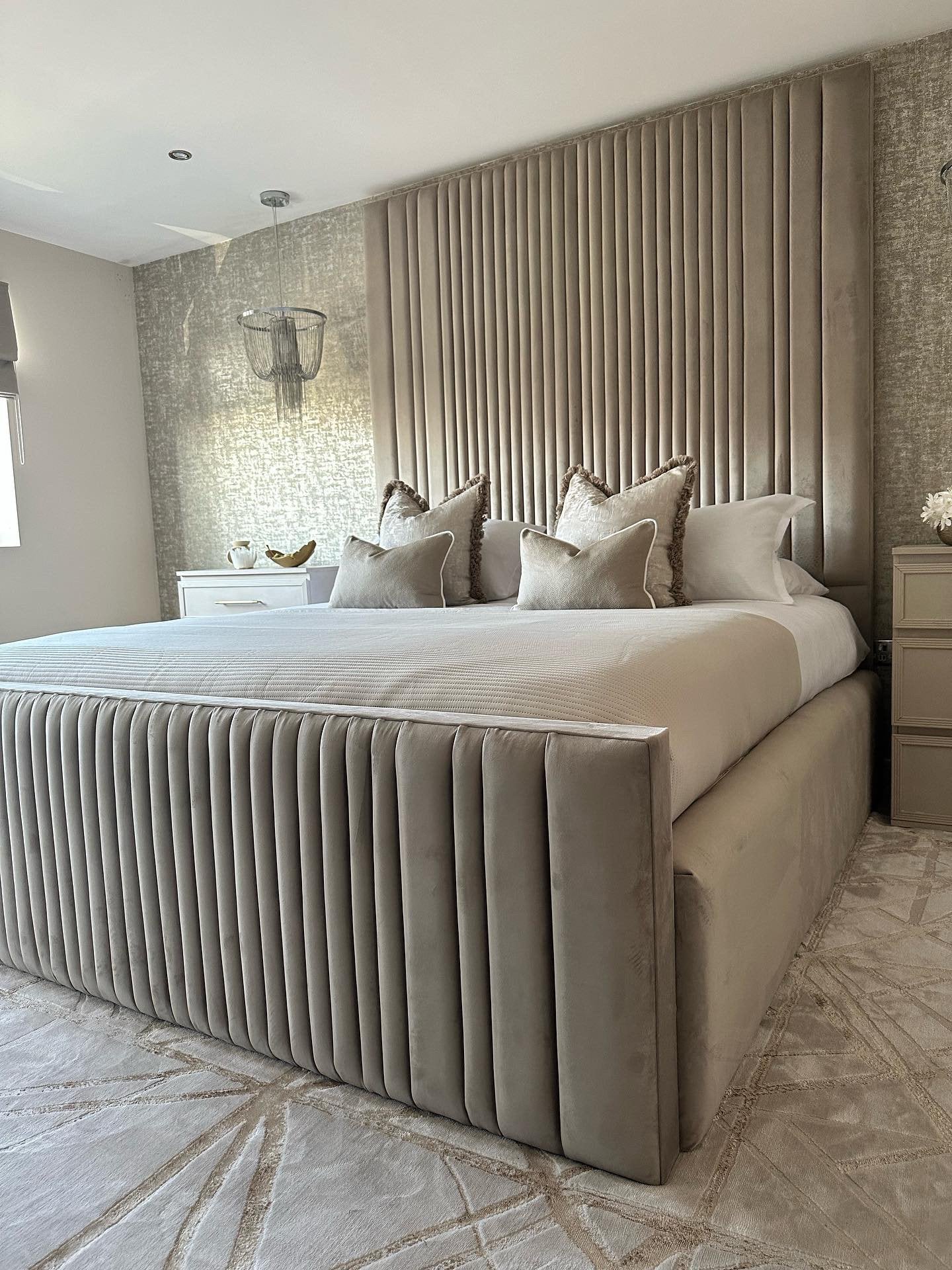 Rosendale Bedframe