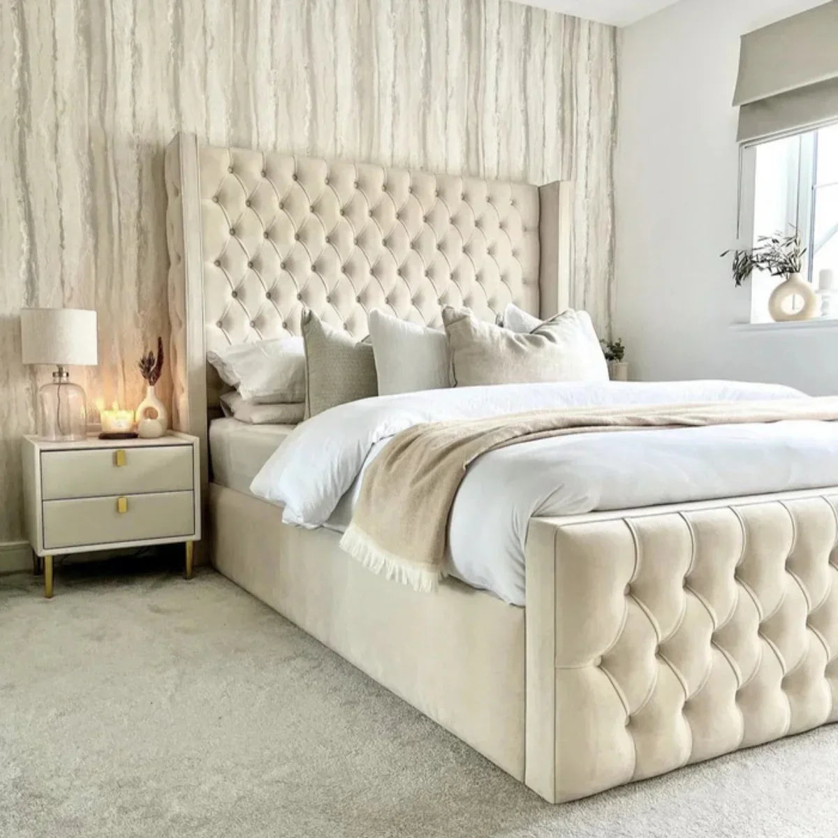 Calla Bedframe