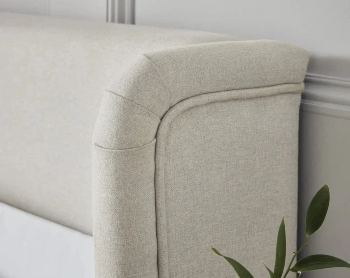 Nottingdale Bedframe