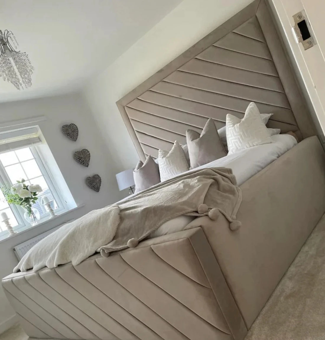 Aurevia Bed