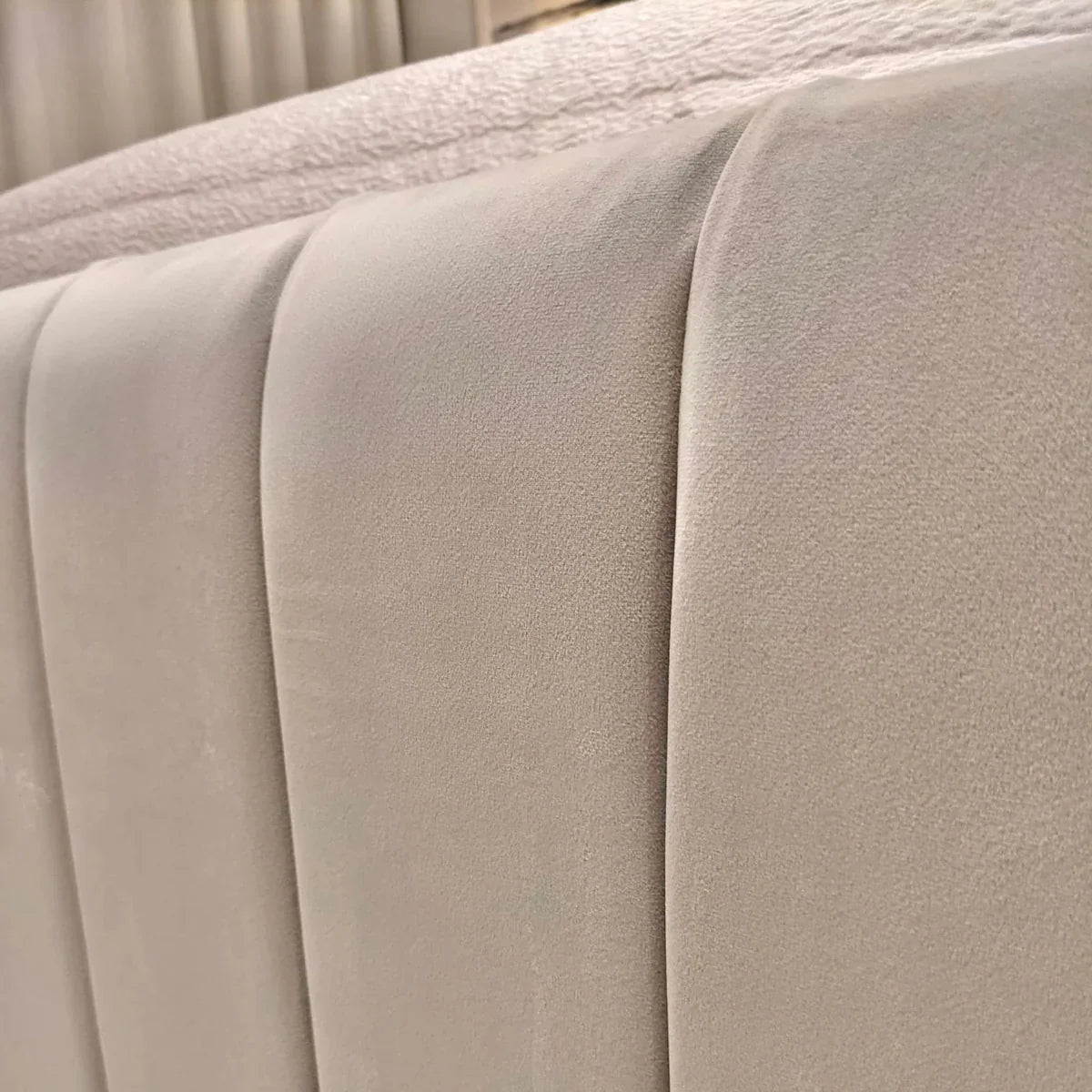 Ravenscroft Bedframe